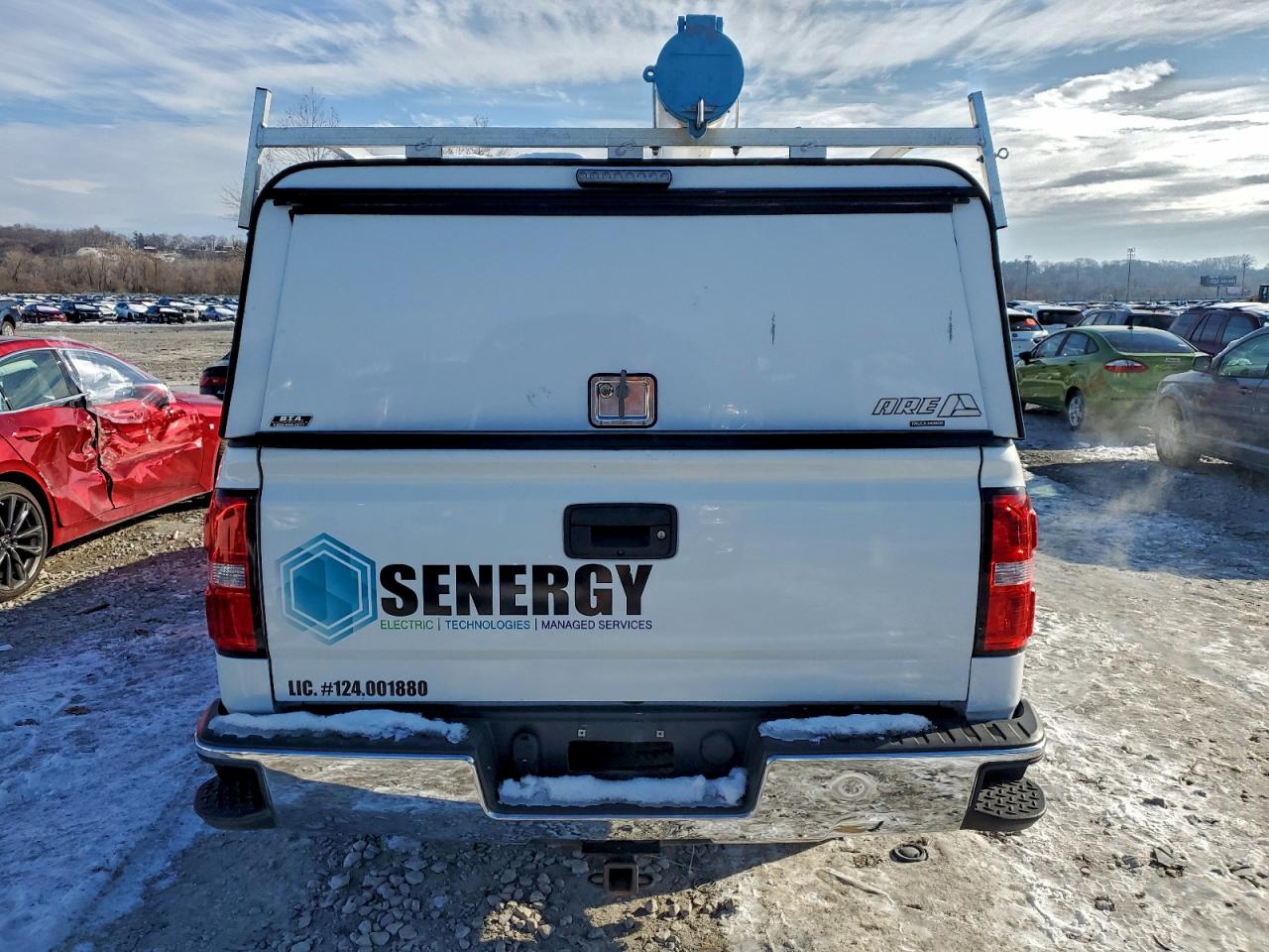 GMC Sierra C1500 Image 4