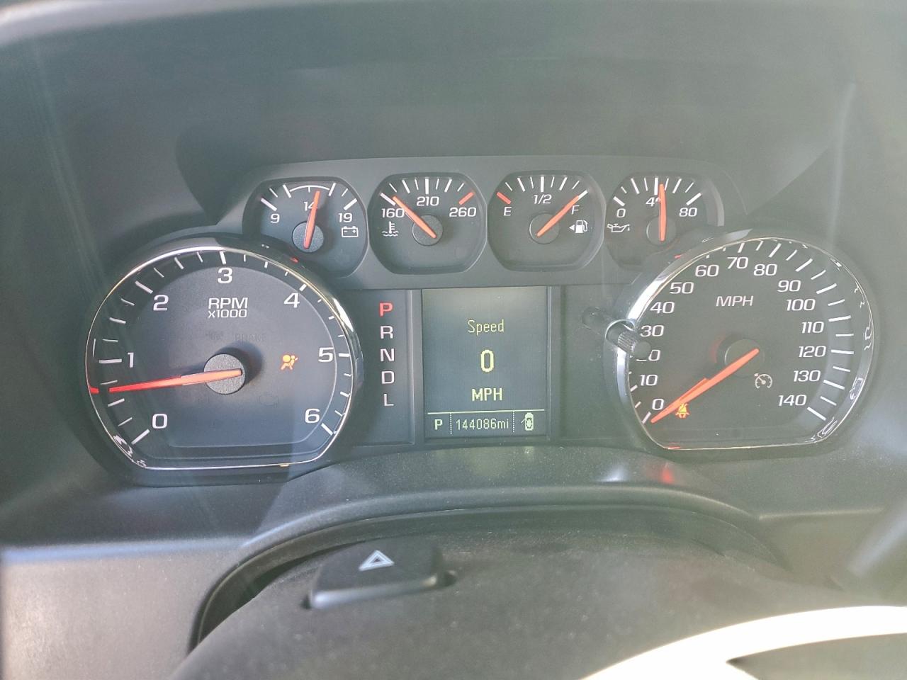 GMC Sierra C1500 Image 8