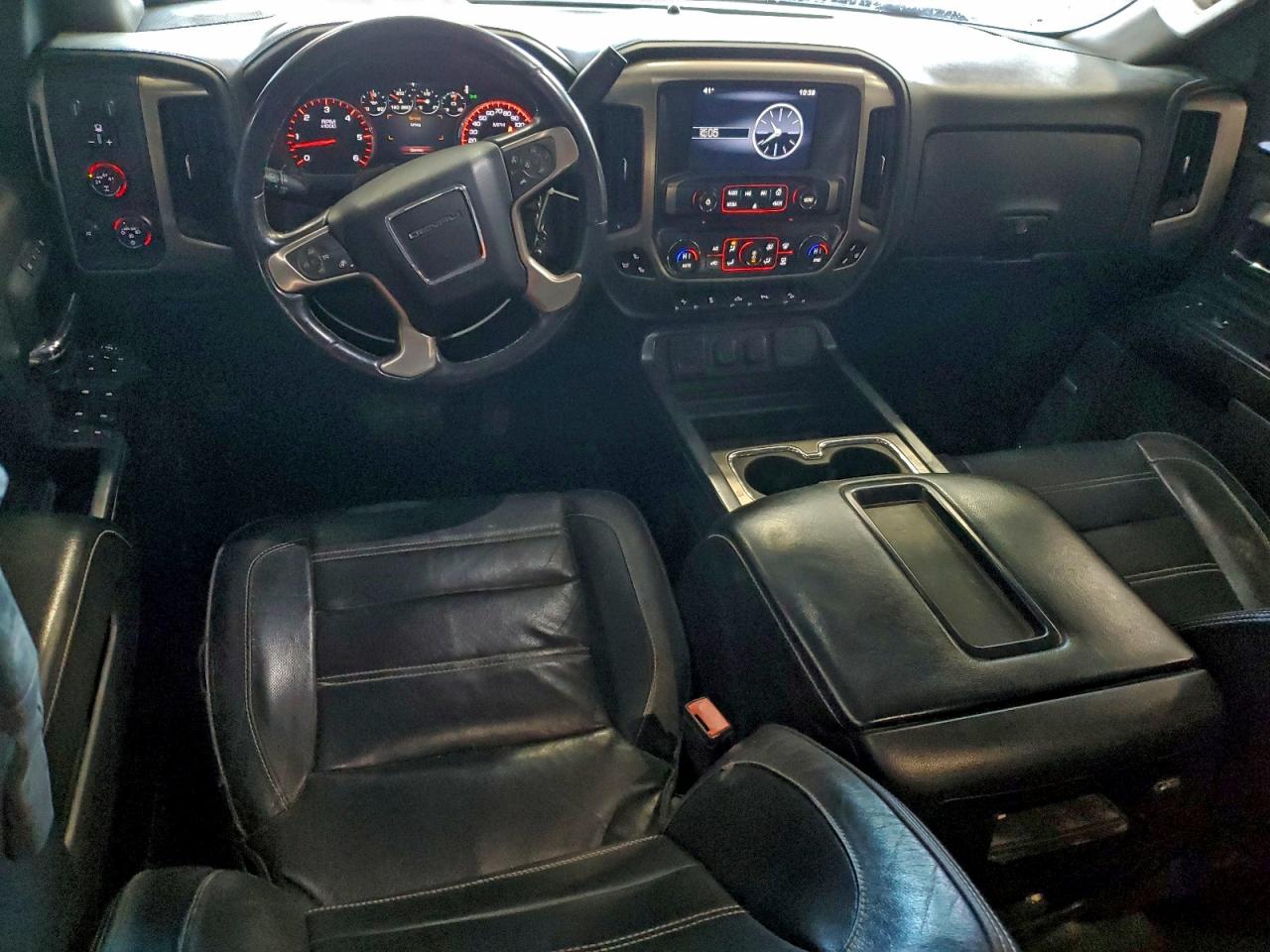 GMC Sierra K1500 Denali Image 6