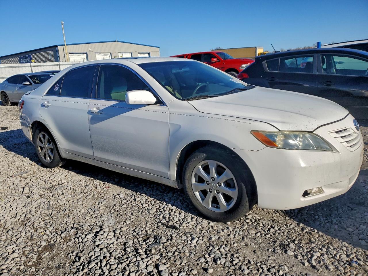 Toyota Camry Ce Image 2