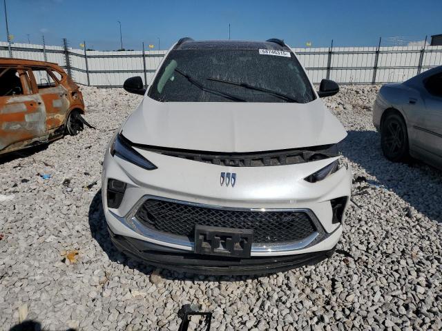 Buick Encore Sport Touring Image 3