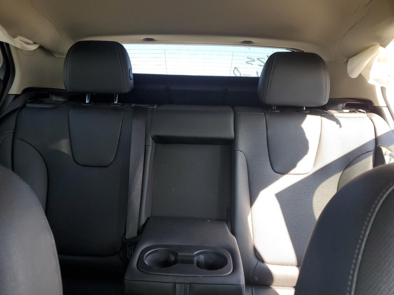 Buick Encore Sport Touring Image 12