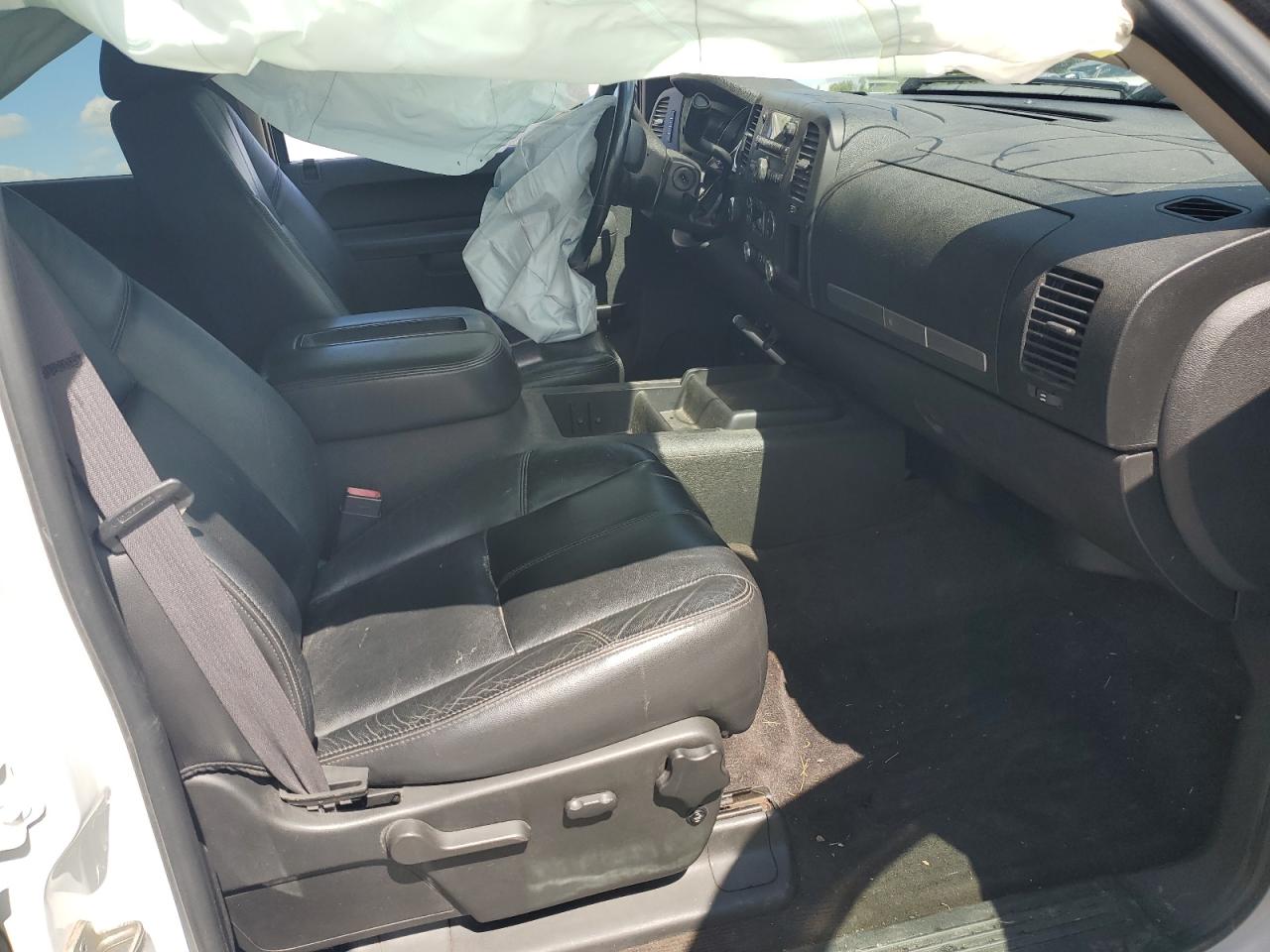 GMC Sierra K1500 Sle Image 8