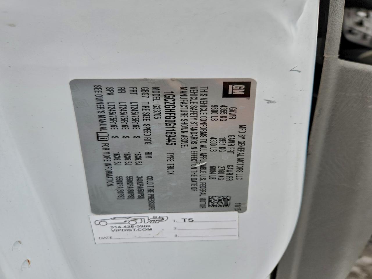 Chevrolet Express Image 11