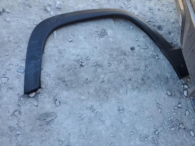 Chevrolet Equinox Activ Image 5