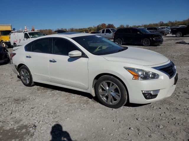 Nissan Altima 2.5 Image 2