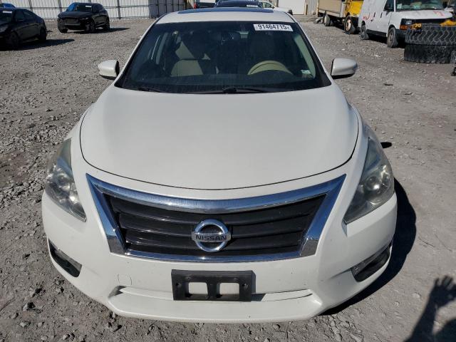 Nissan Altima 2.5 Image 4