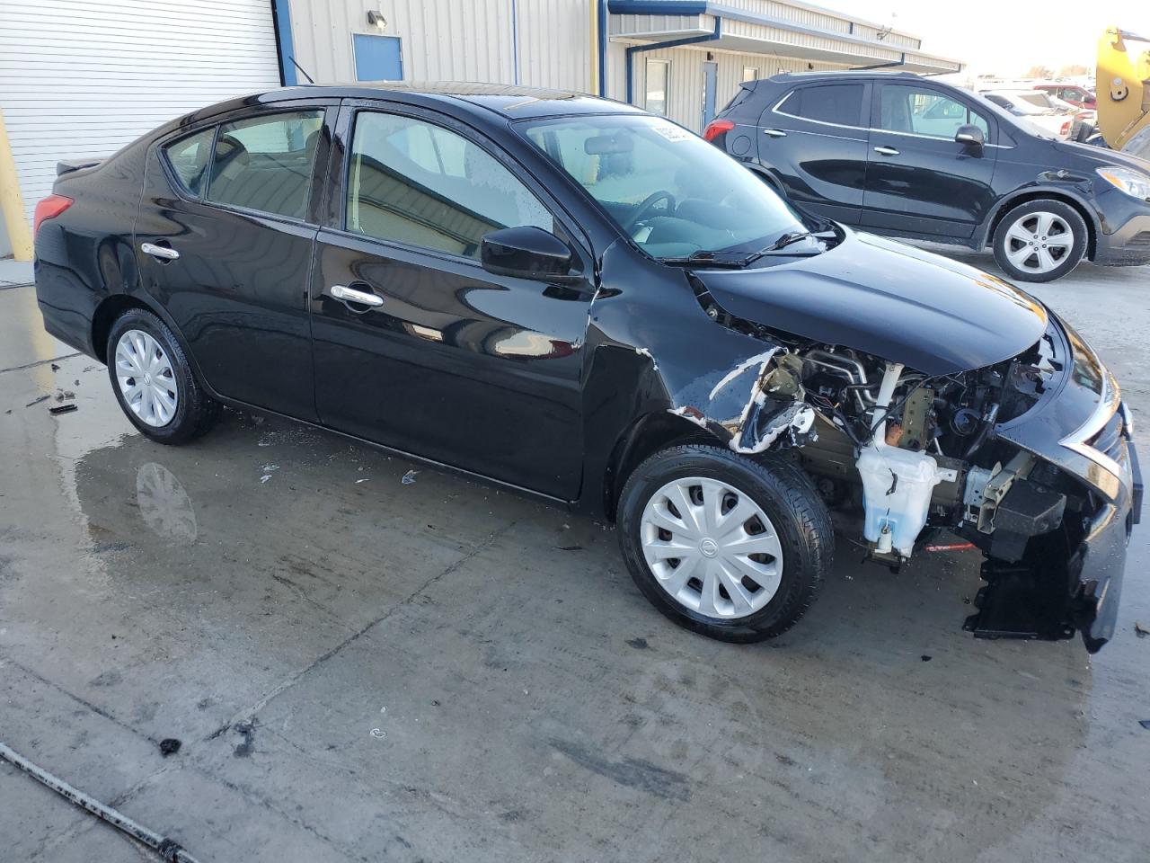 Nissan Versa S Image 7