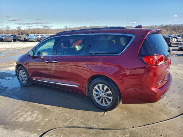 Chrysler Pacifica Touring L Image 7