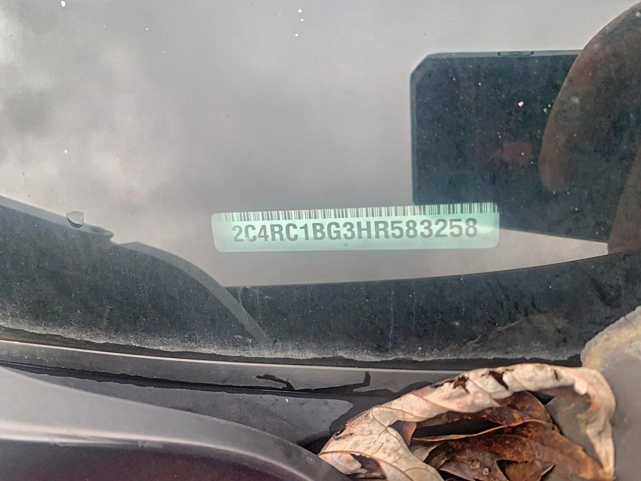 Chrysler Pacifica Touring L Image 3