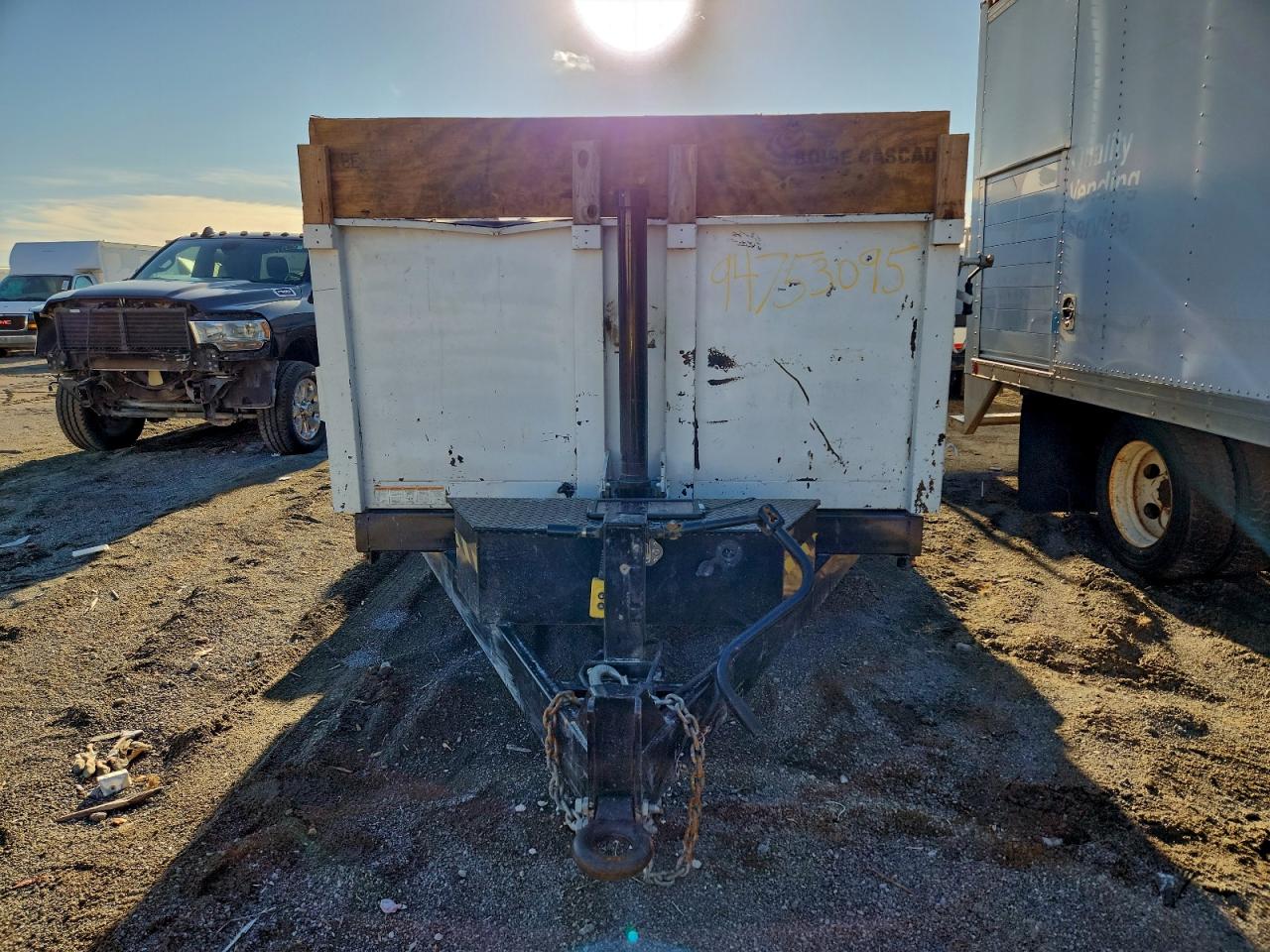 Dump Trailer Image 6