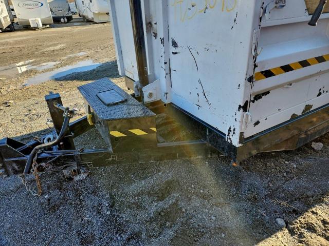 Dump Trailer Image 9