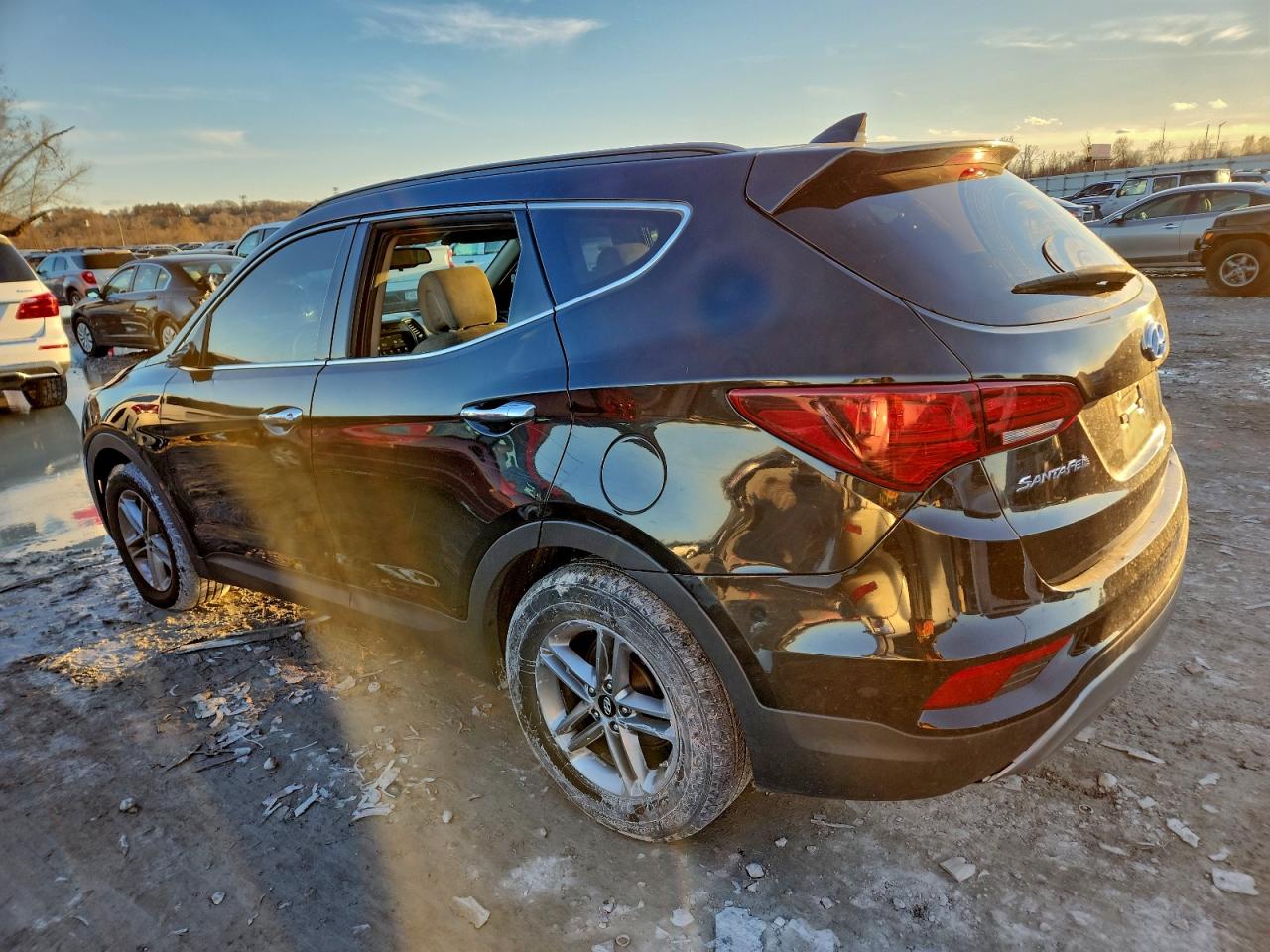 Hyundai SANTA FE Image 13