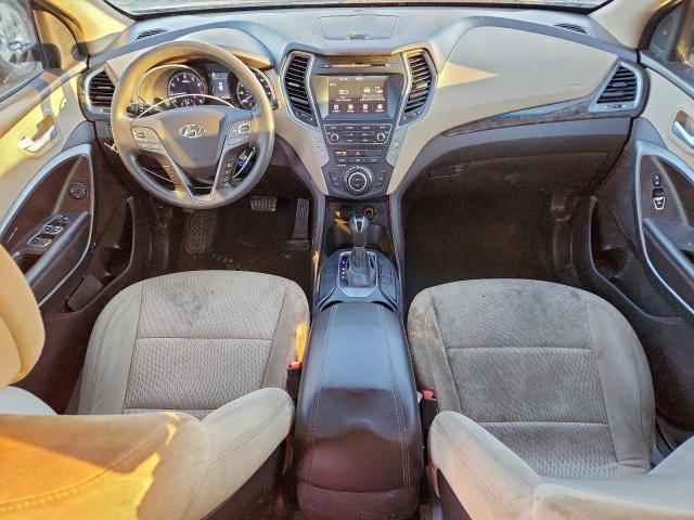 Hyundai SANTA FE Image 10