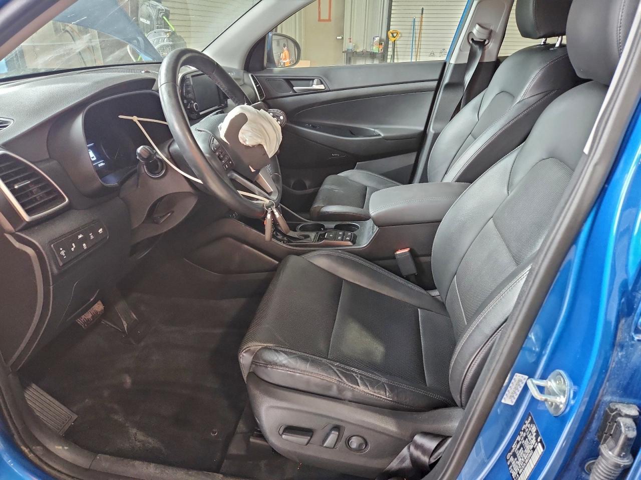 Hyundai TUCSON Limited Image 12