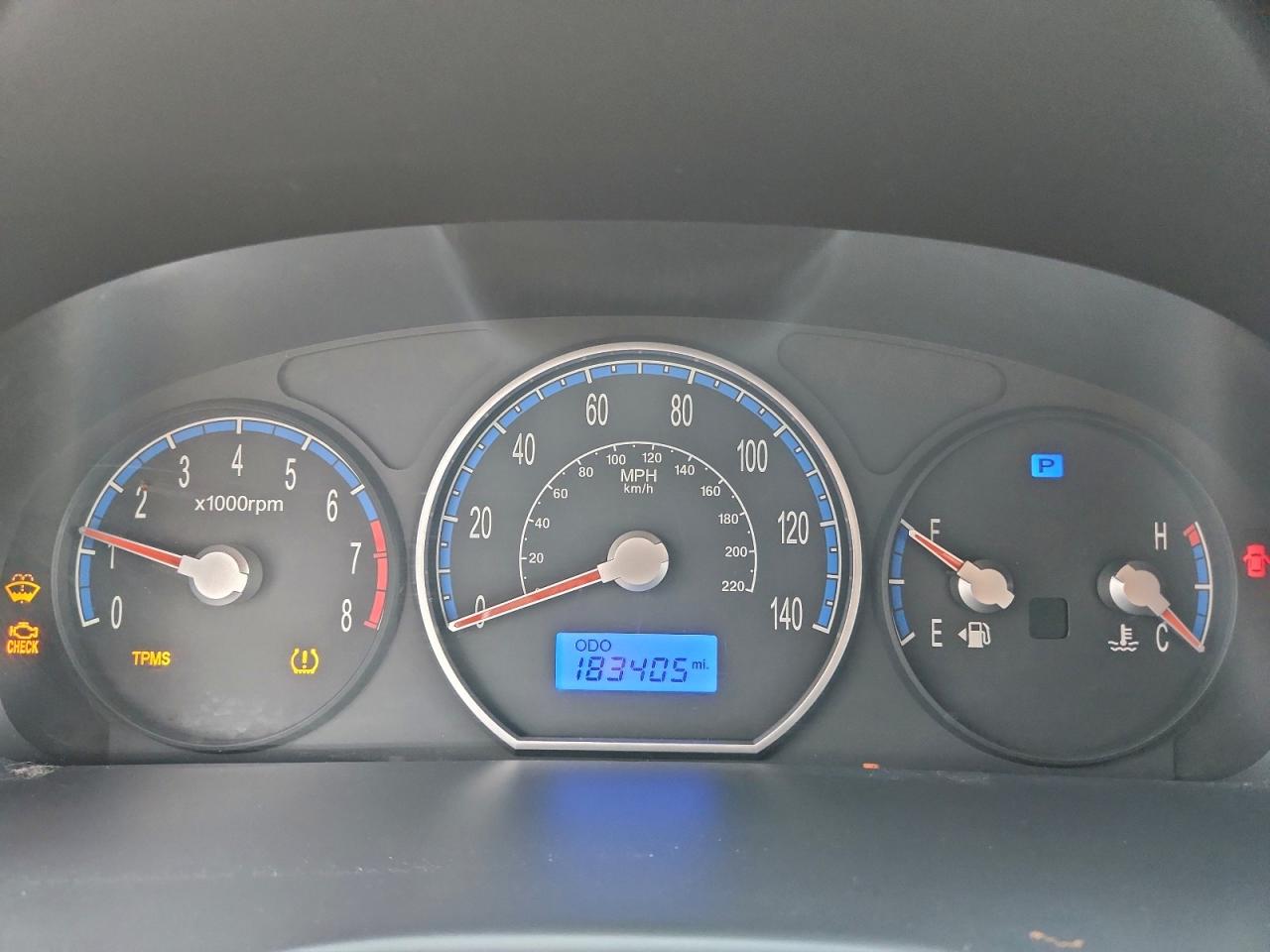 Hyundai SANTA FE Gls Image 3