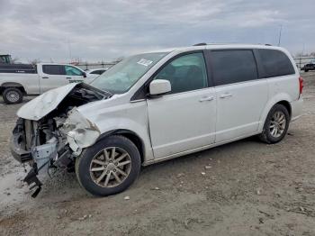  Salvage Dodge Caravan