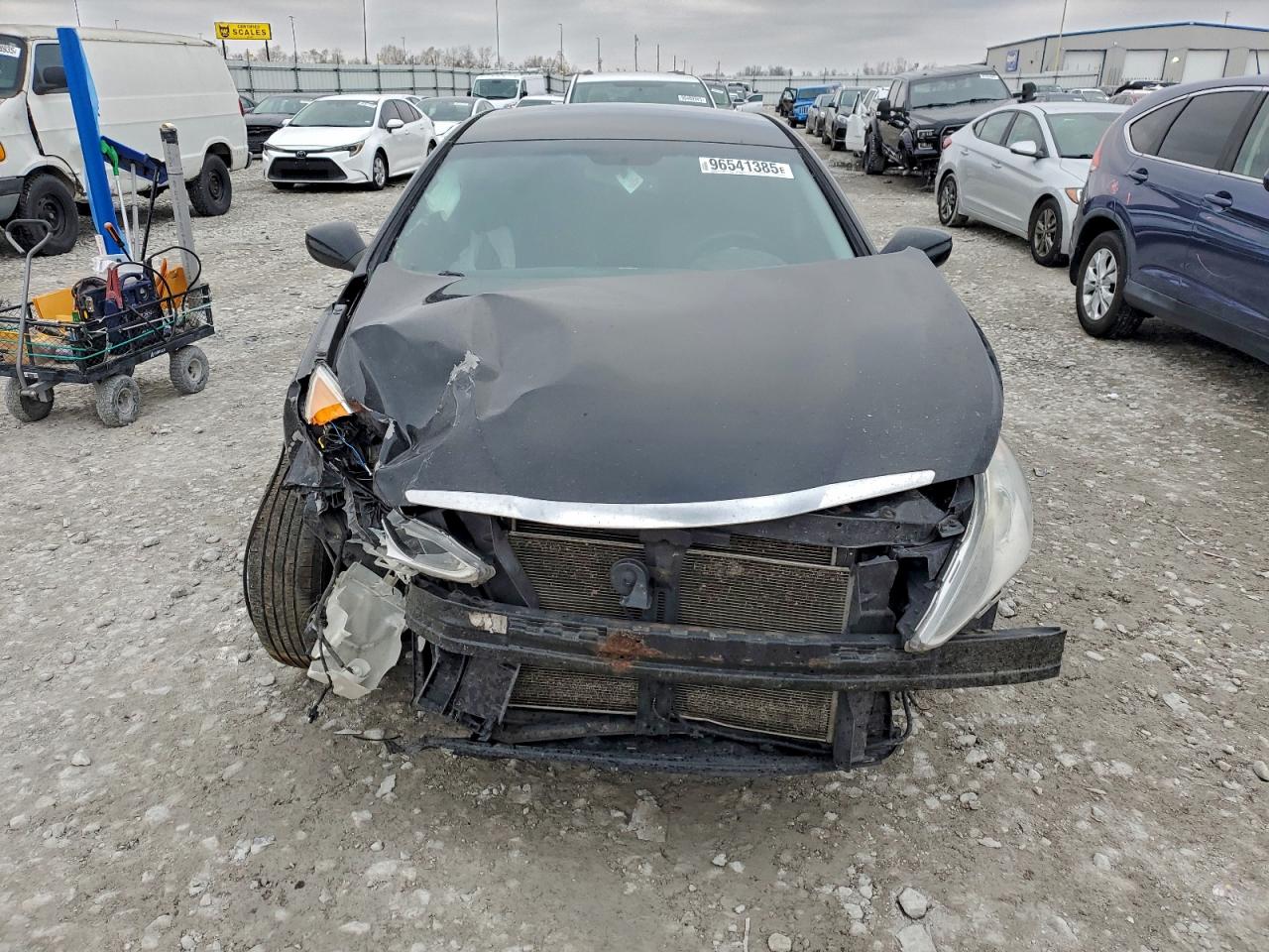 Hyundai SONATA Gls Image 2