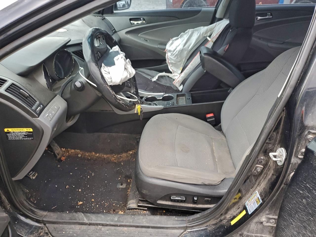 Hyundai SONATA Gls Image 4