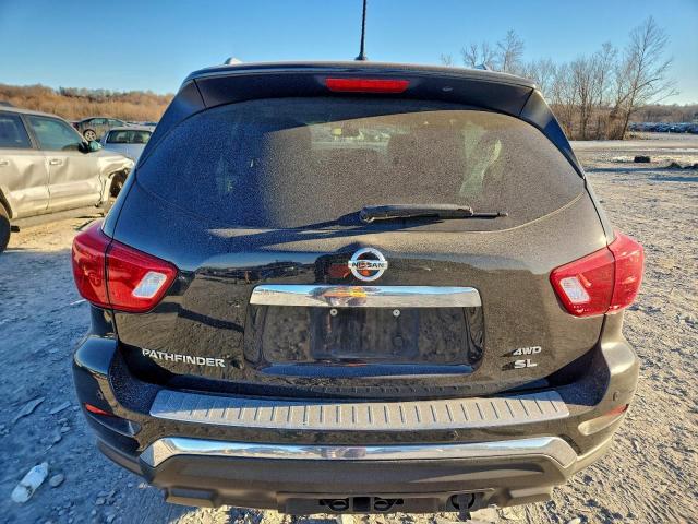 Nissan Pathfinder S Image 6