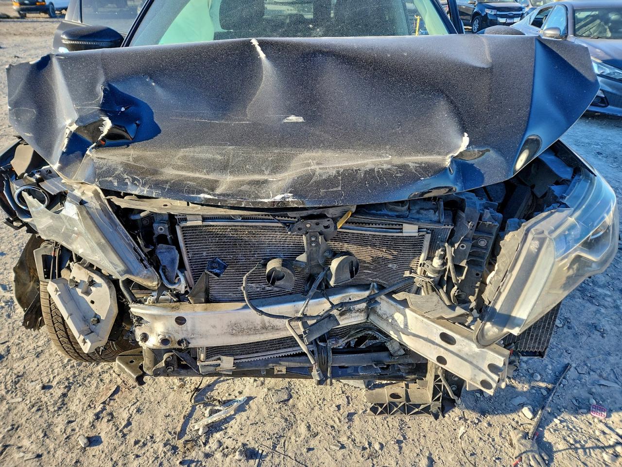 Nissan Pathfinder S Image 7