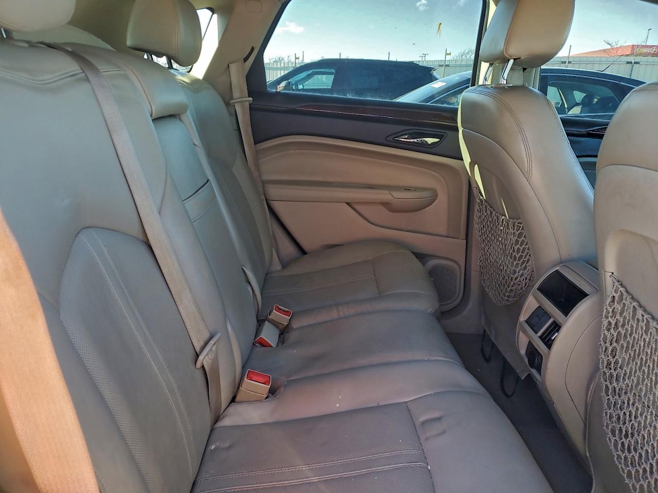 Cadillac SRX Luxury Collection Image 8