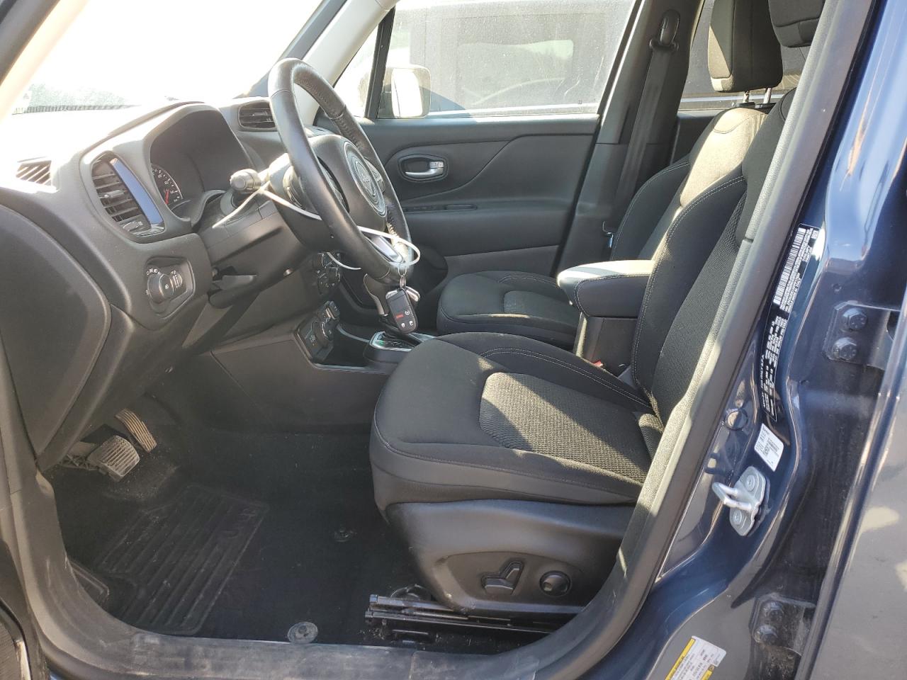 Jeep Renegade Altitude Image 12