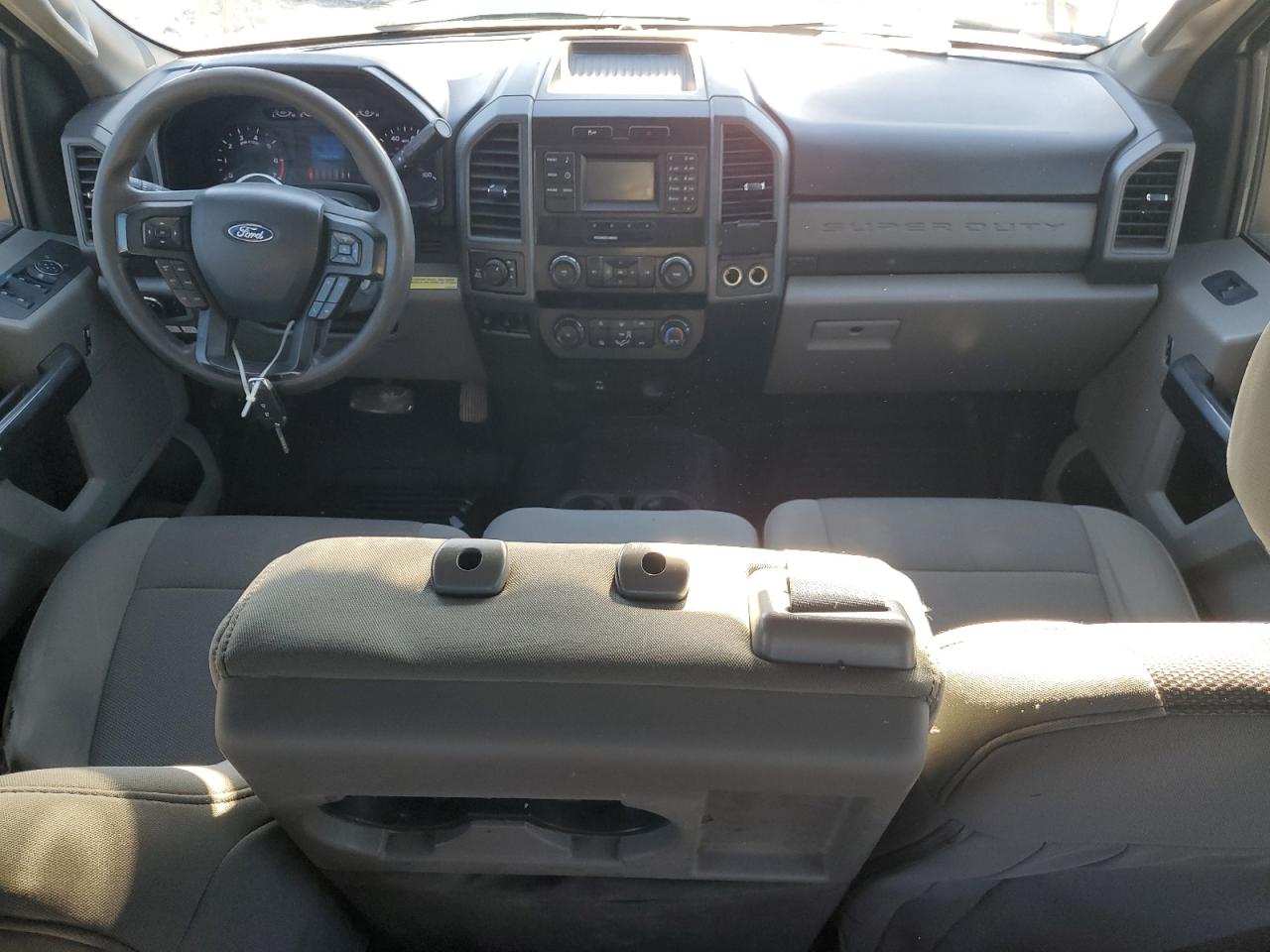 Ford F-350 Super Duty Image 11