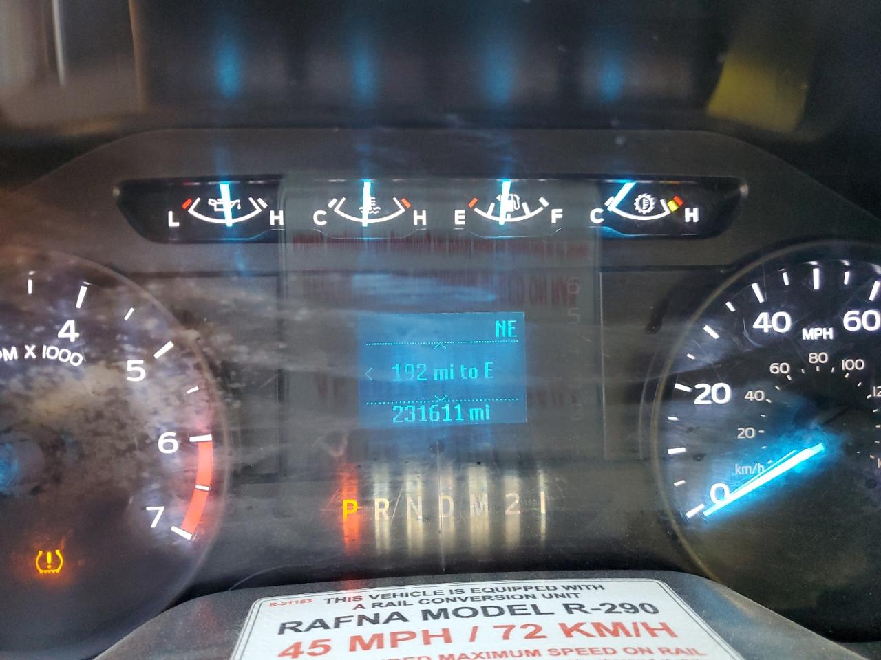 Ford F-350 Super Duty Image 2