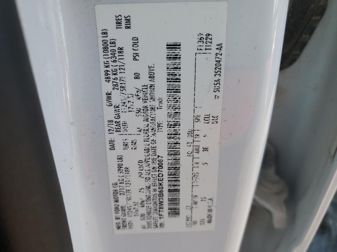 Ford F-350 Super Duty Image 9