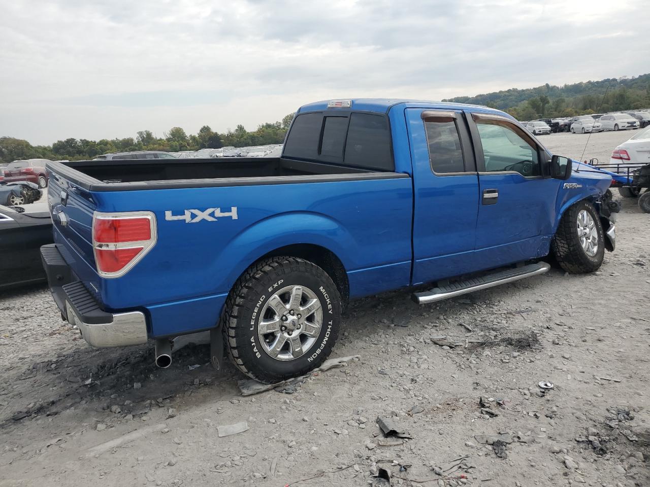 Ford F-150 Super Cab Image 2
