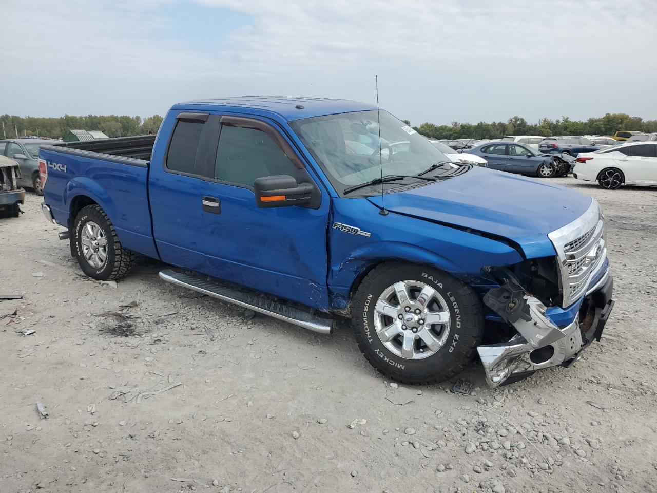 Ford F-150 Super Cab Image 4