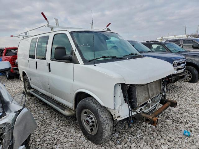 GMC Savana G2500 Image 7