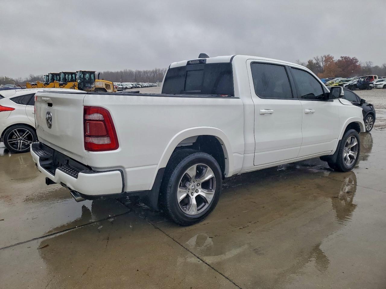 Ram 1500 Laramie Image 5
