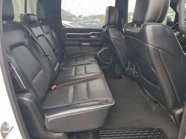 Ram 1500 Laramie Image 10