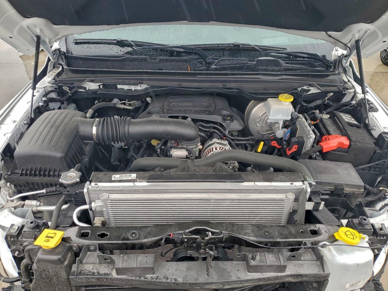 Ram 1500 Laramie Image 4