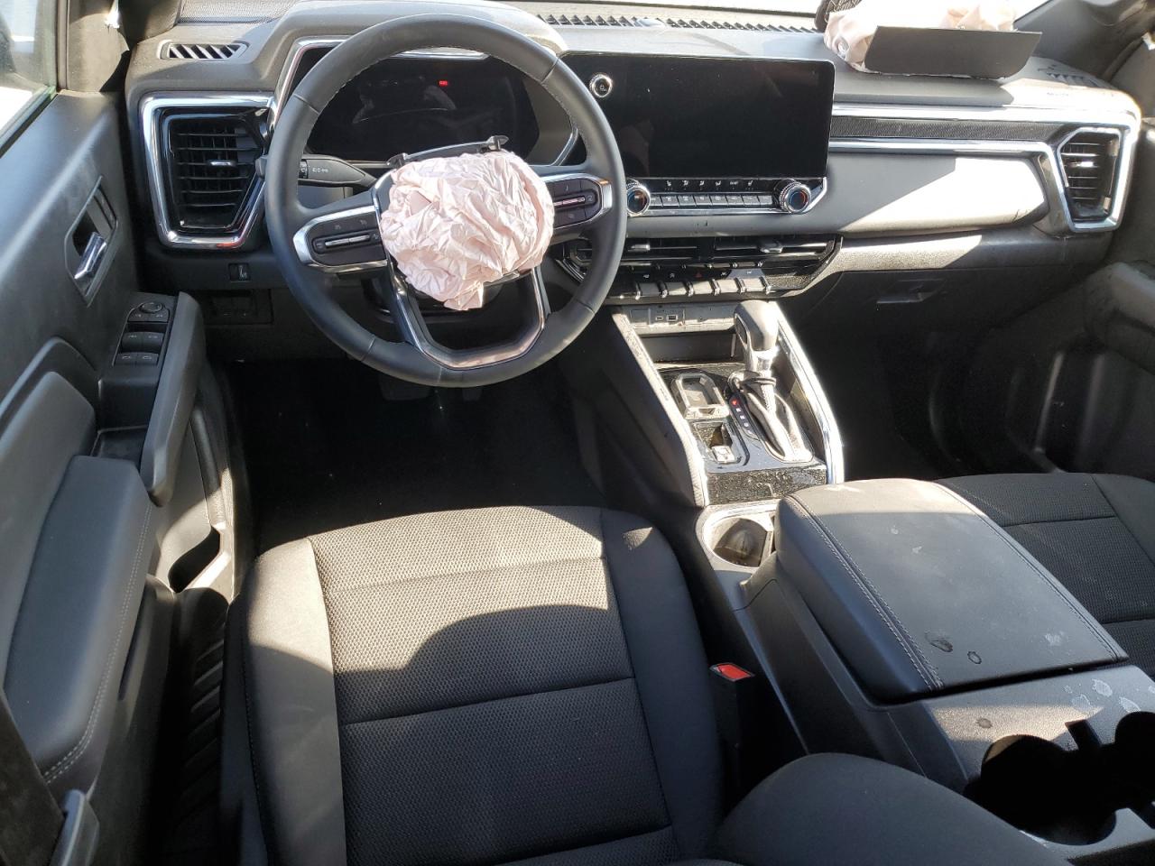 GMC Canyon Elevation Image 8