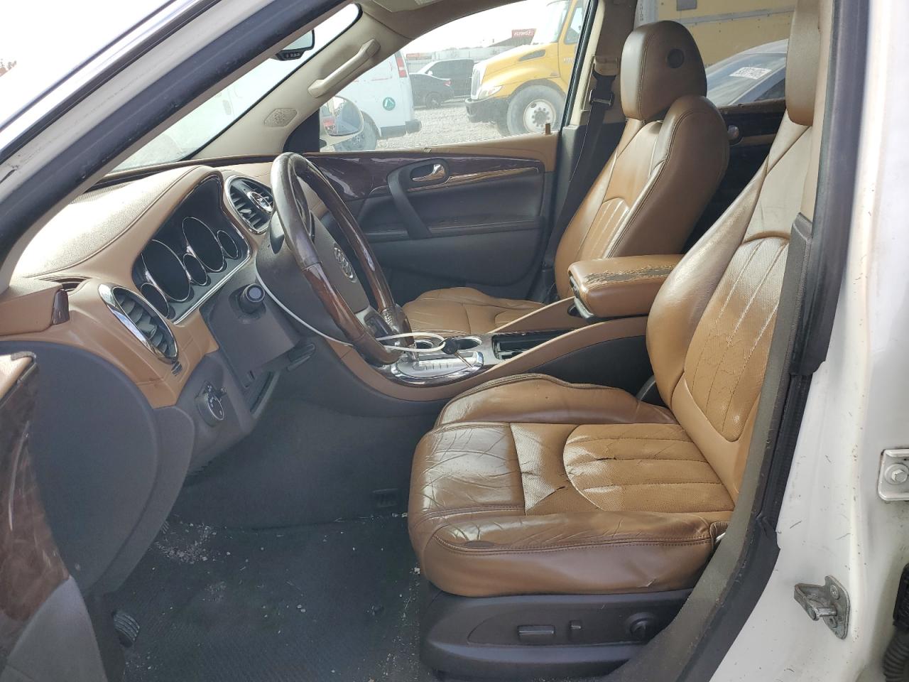 Buick Enclave Image 12