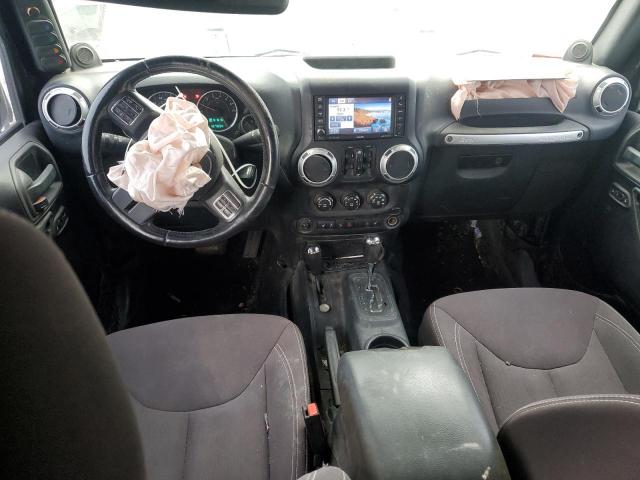 Jeep Wrangler Sahara Image 4