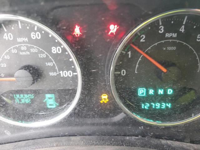 Jeep Wrangler Sahara Image 12