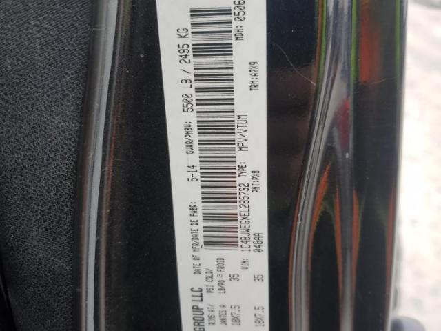 Jeep Wrangler Sahara Image 10