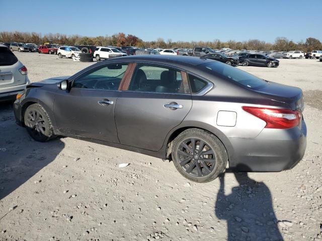 Nissan Altima 2.5 Image 5