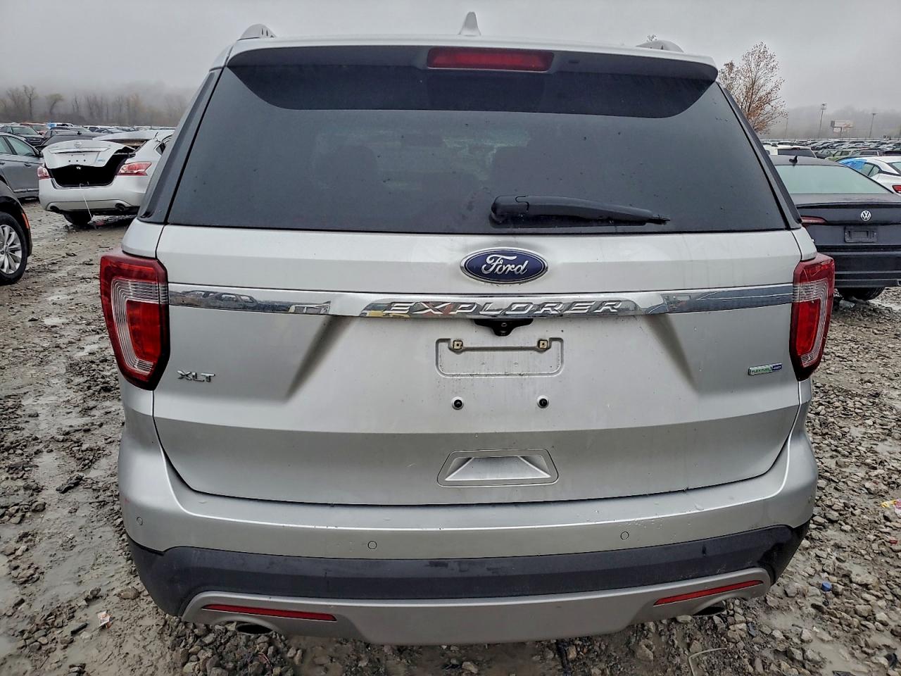 Ford Explorer Xlt Image 13