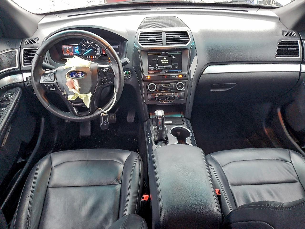 Ford Explorer Xlt Image 5