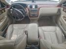 Cadillac DTS Image 7