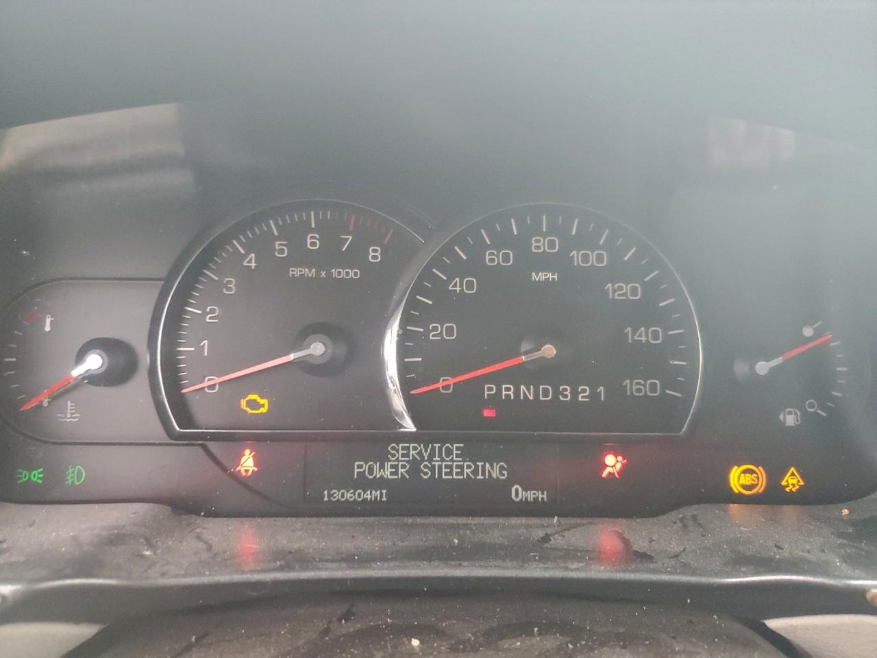 Cadillac DTS Image 8