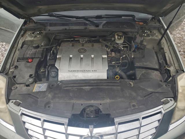 Cadillac DTS Image 9