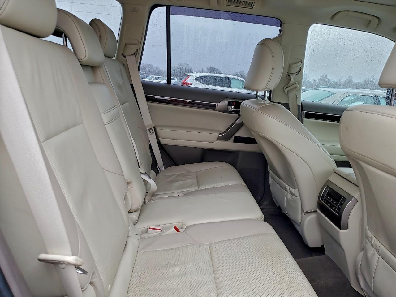 Lexus Gx 460 Image 12
