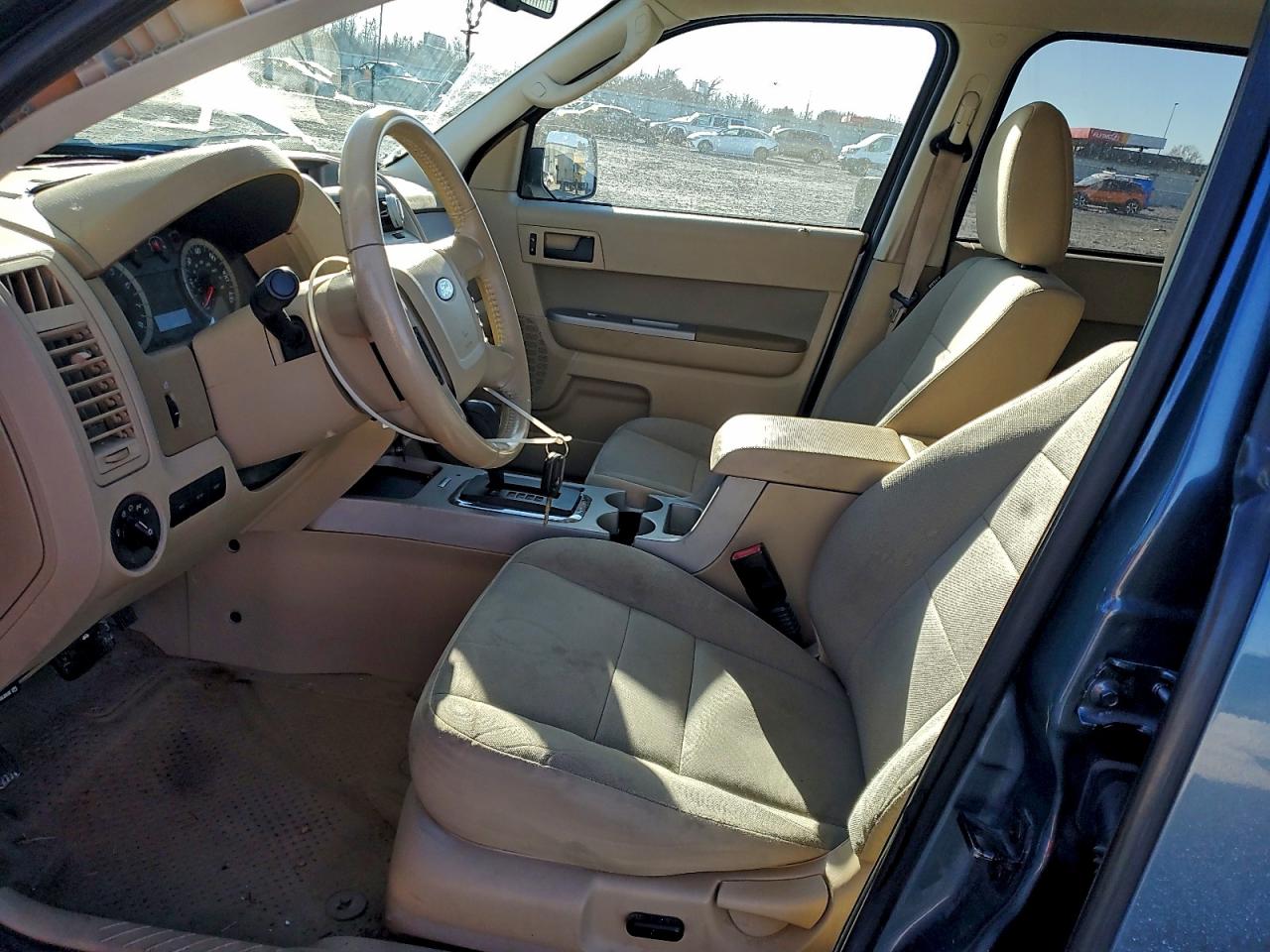 Ford Escape Xlt Image 7