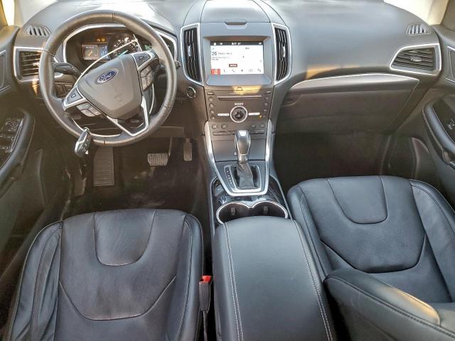 Ford Edge Titanium Image 12